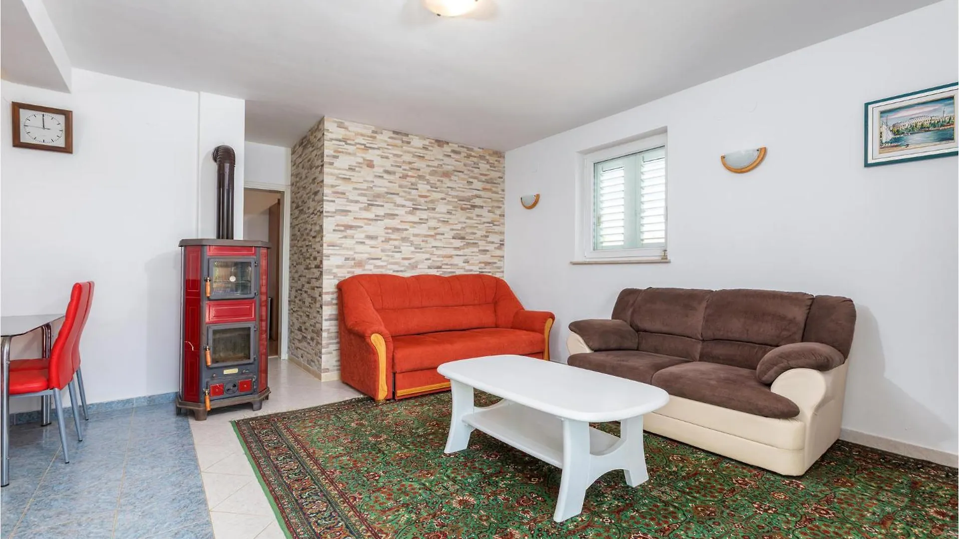 Nice Home In Vodnjan With Kitchen